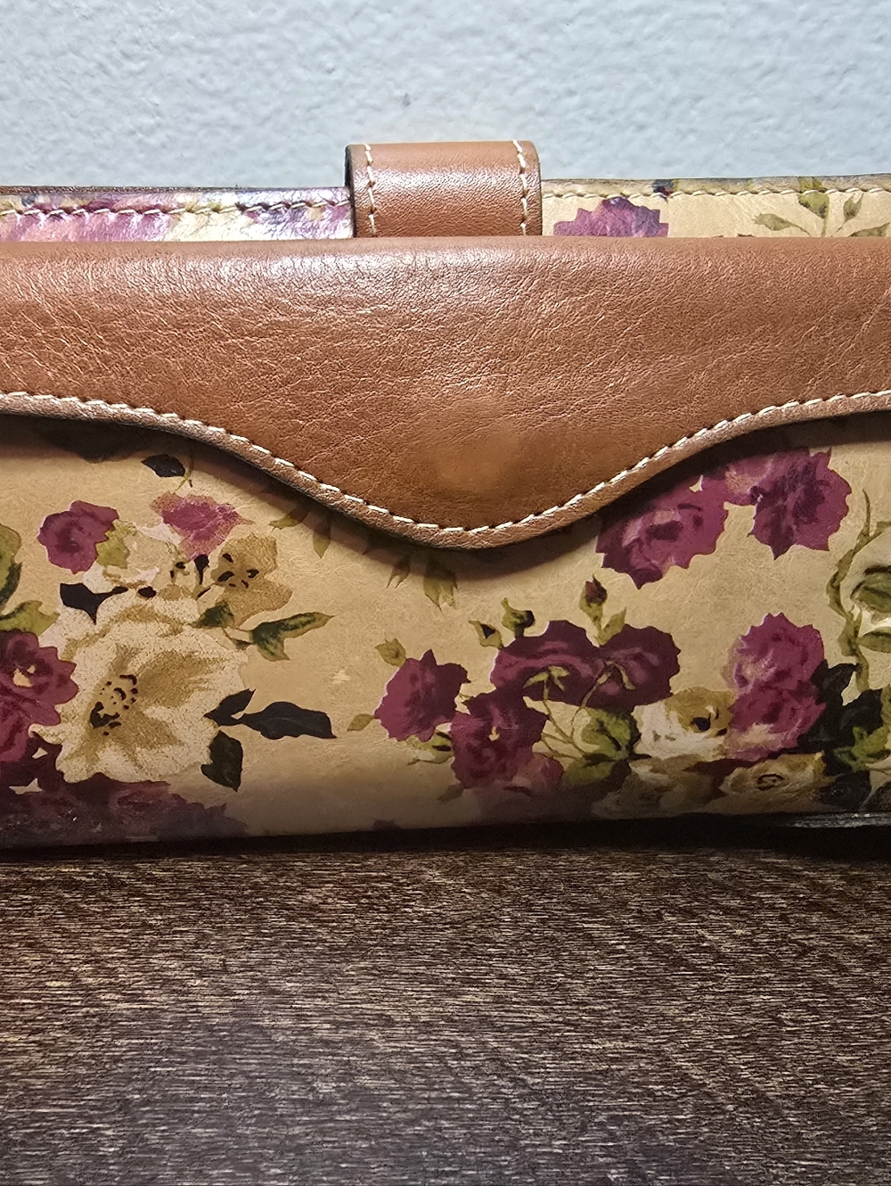 Patricia Nash Antique Prairie Rose Valentia Leather Wristlet Wallet Brown - Picture 3 of 16